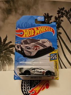 HOT WHEELS