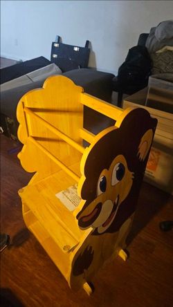 Toddler step stool