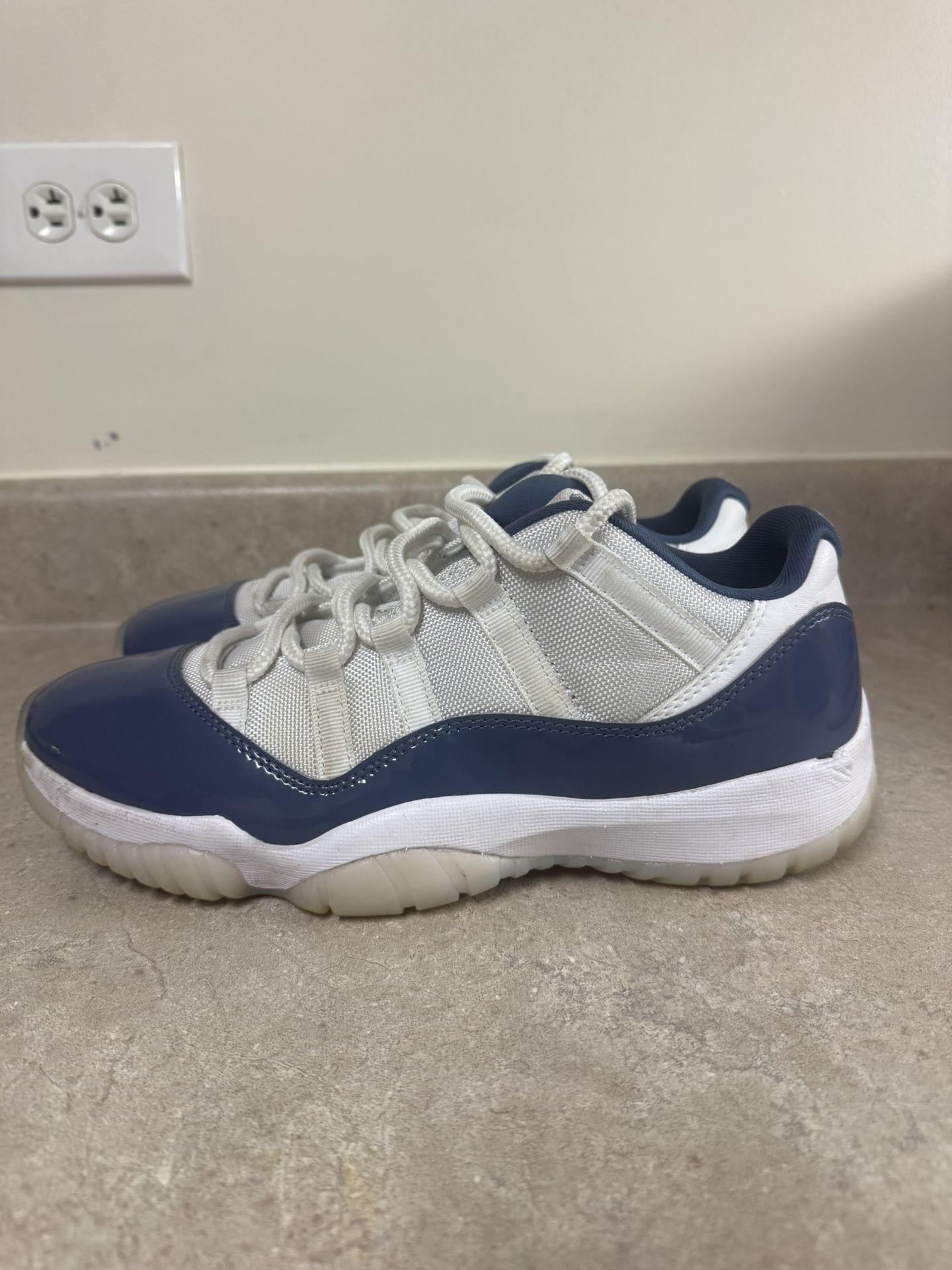 Jordan 11 Size 10 Men’s