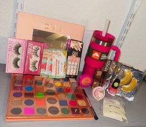 Mother’s Day gift bundle