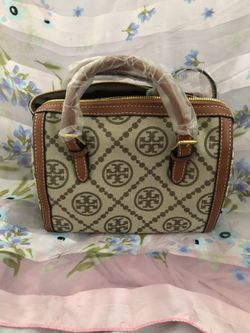 Tan/Brown Logo Speedy