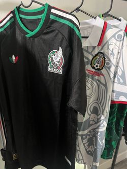 Mexico Jersey⚽️All sizes Available🇲🇽Message me if interested💯