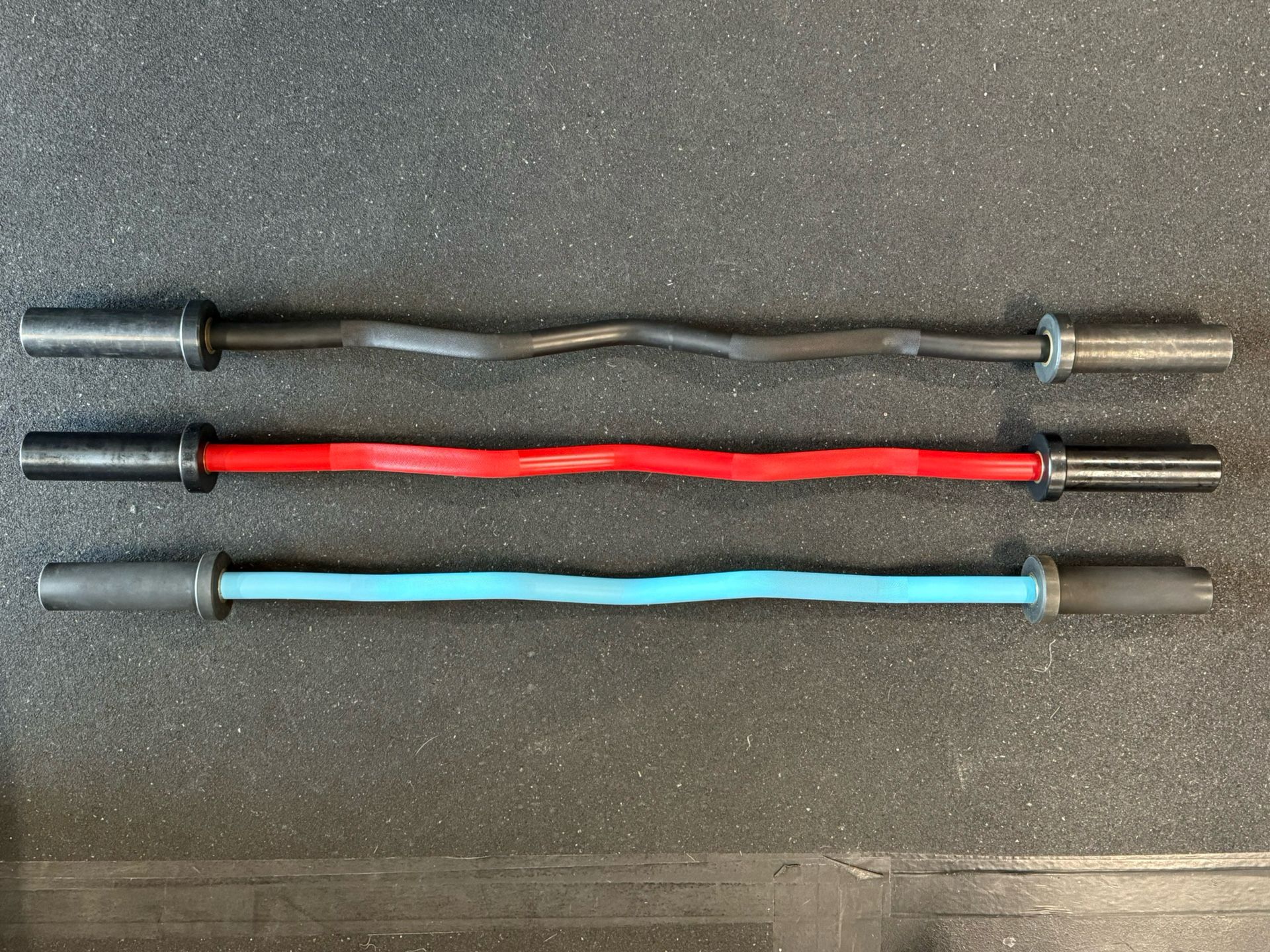 Fray Fitness Ceramic Coated EZ Curl Bar