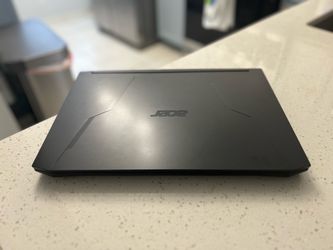 Acer Nitro 5 GTX 1650 Gaming Laptop READ DESCRIPTION