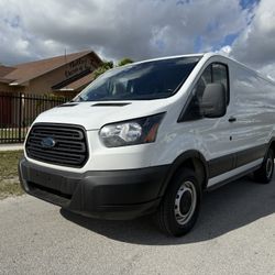 2019 Ford Transit-250