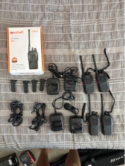 4 walkie talkies