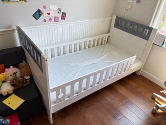 Child single bed (bunk bed)