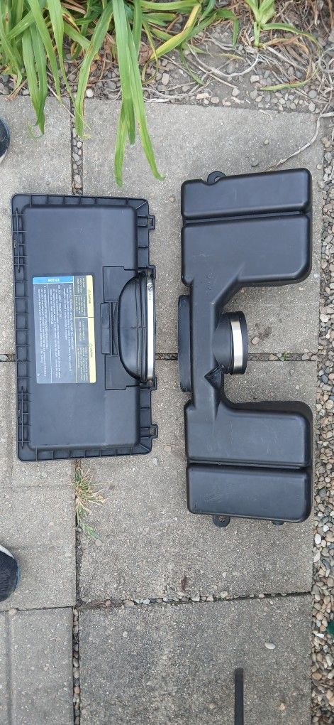 01 Firebird Air Box Parts