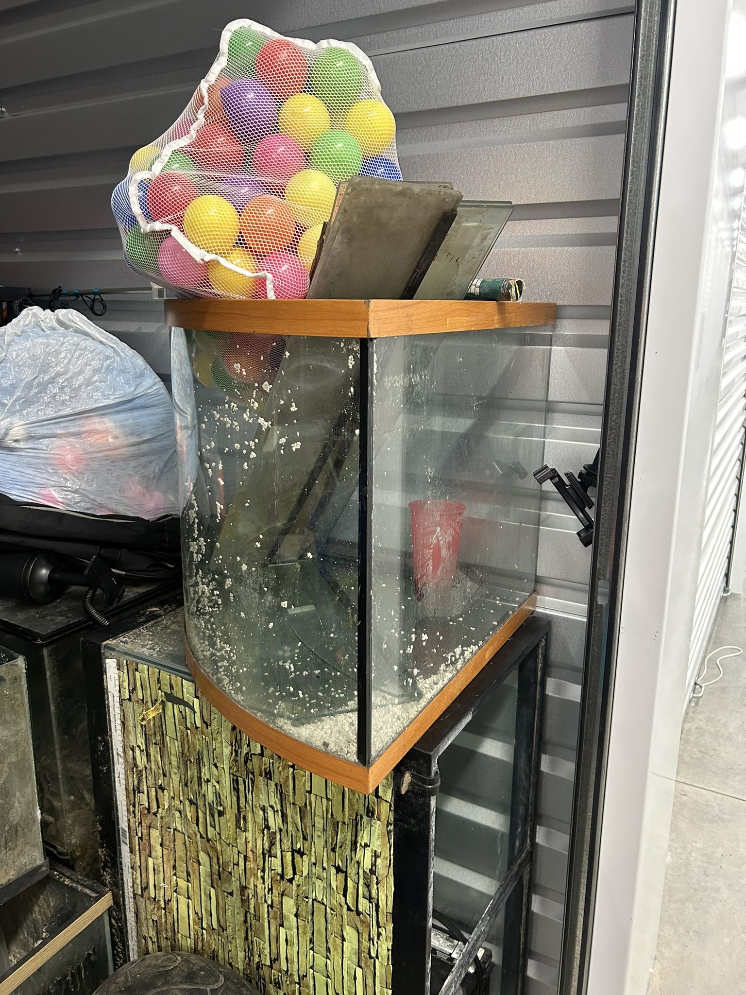 Corner Style Aquarium