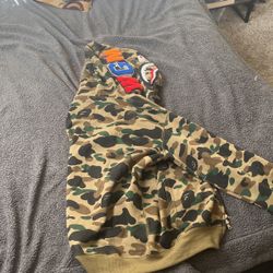 A Bathing Ape Hoddie 
