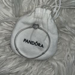 Silver Pandora Heart Bracelet 