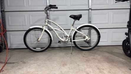 White beach cruiser asking 150 or better offer