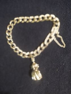 Vintage Bracelet Silver Tone  With Charm