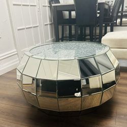 Mirrored Round Coffee Table Crystal Diamond