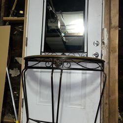 Entrance Table And Mirror 