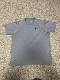 Medium Gray Men’s Under Armor Workout Shirt