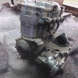 Suzuki gsx1100g Motorcycle Motor.