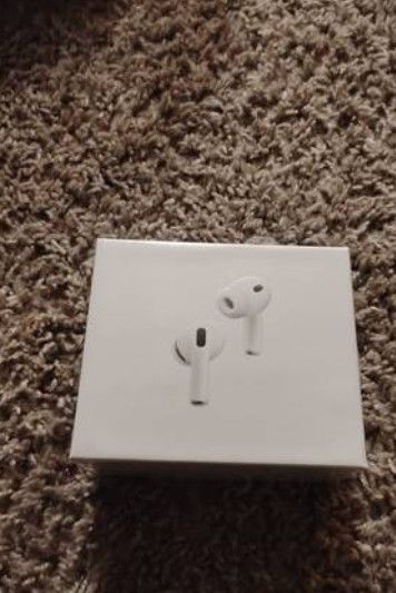 New in Box AirPods Pro 3 4o2 383 391o