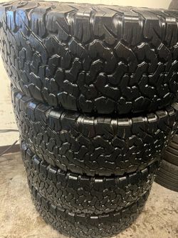 Tengo estas  4 llantas 35X12.50R18LT BFGOODRICH ALL TERRAIN A/T kO2
