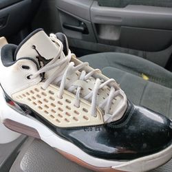 Size 9  Looking To Trade For A Xbox One S