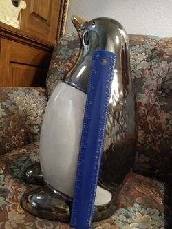 New penguin 🐧 Statue