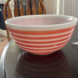 Pyrex  Bowl 