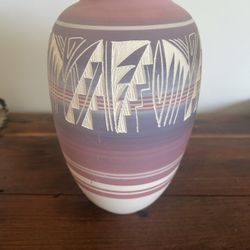 Navajo Pottery vase