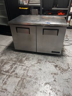 Refrigerator fridge cooler