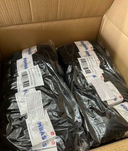Vendo tres cajas de calcetines bombas  new bombas socks