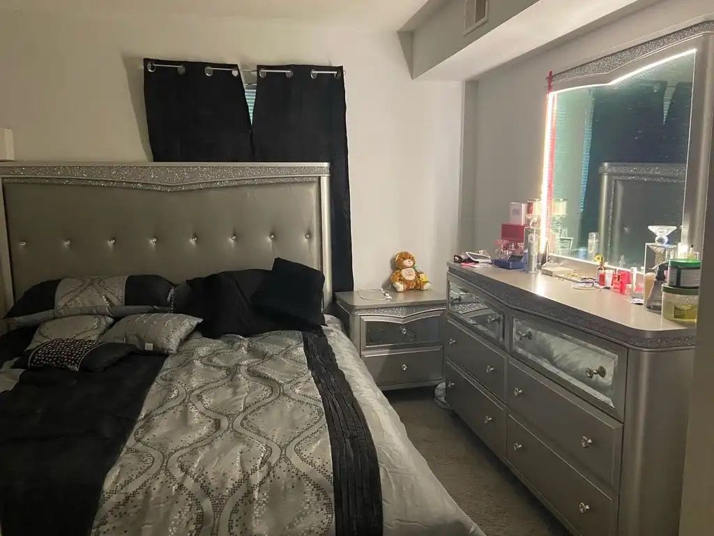 King Bedroom set