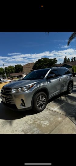 2017 Toyota Highlander