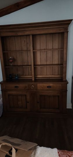Ethan Allen Hutch