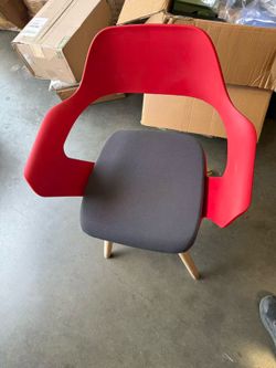 Modern Accent Dining / Office Chair with Wood Legs - Brand New