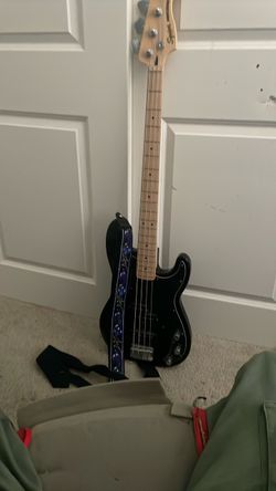 Fender Bass