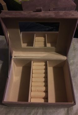 Jewelry box with Mirror