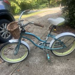 Huffy Panama Jack Girl's Beach Cruiser Bike 