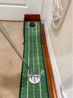 Golf Putting Mat with Auto Ball Return