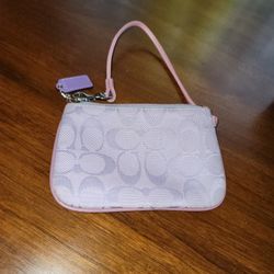 Coach Signature Small Wristlet Light Lilac