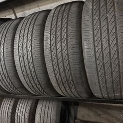 TIRE 215 55 18 BRIDGESTONE