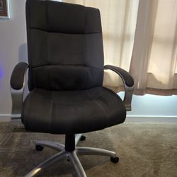 Executive Office Chair