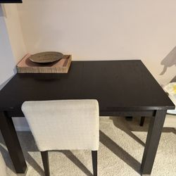 West Ham Elm Extendable Dinning Table 