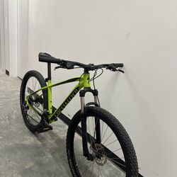 Specialized Pitch 27,5” mountain bike