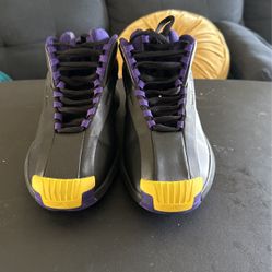 Adidas lakers