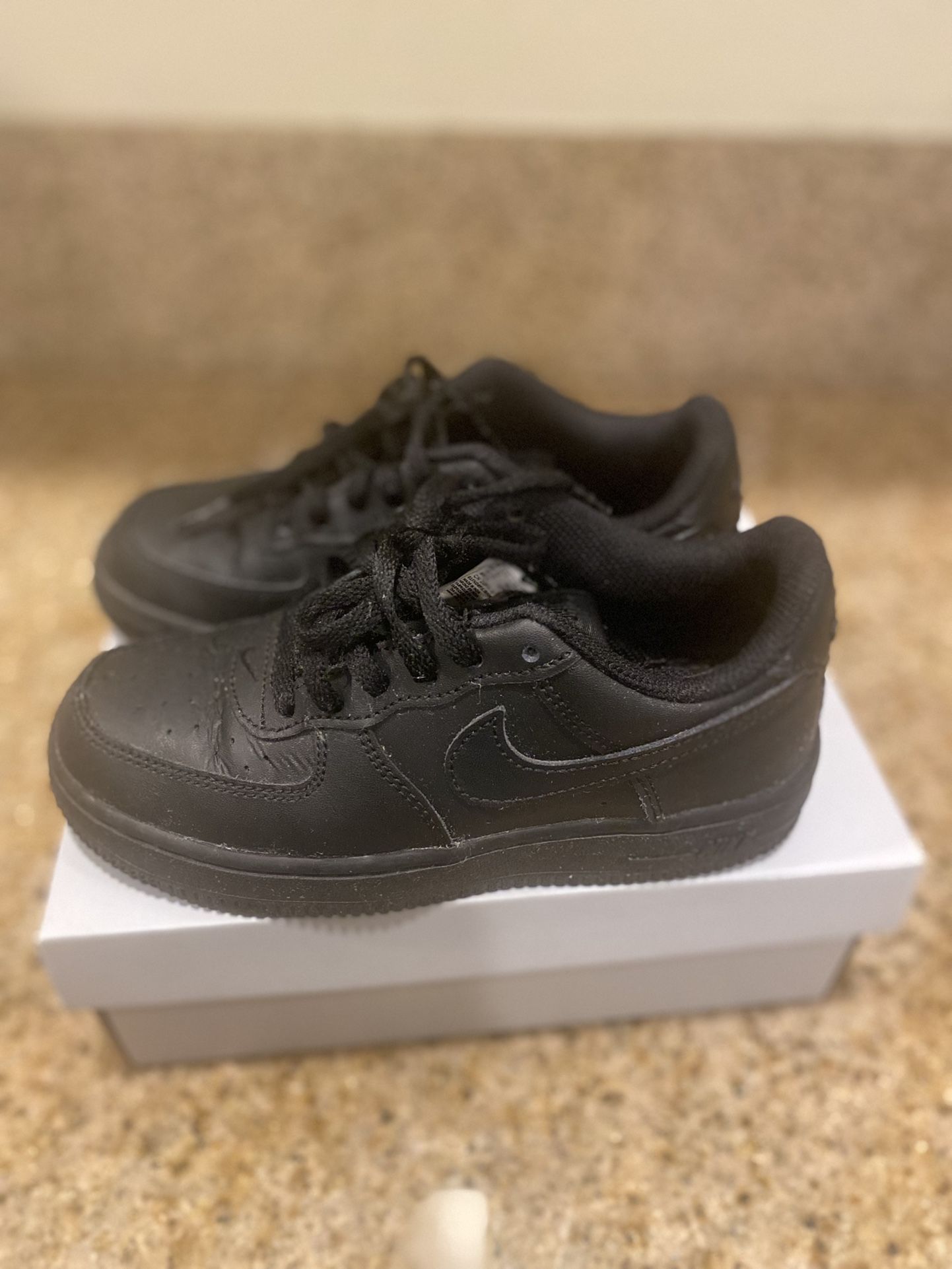 Nike Air Force 1 Black Boys Size 1y