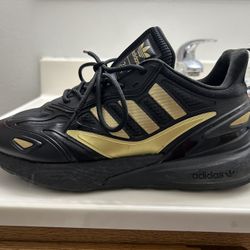 Adidas ZX 2K Boost 2.0 Black Gold Metallic Men's Athletic Shoes. SIZE 7 1/2