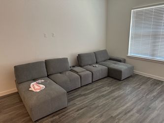 Sectional couch