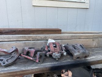G35 Calipers