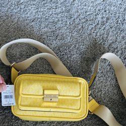 Brand New Yellow Purse Michael Kors 