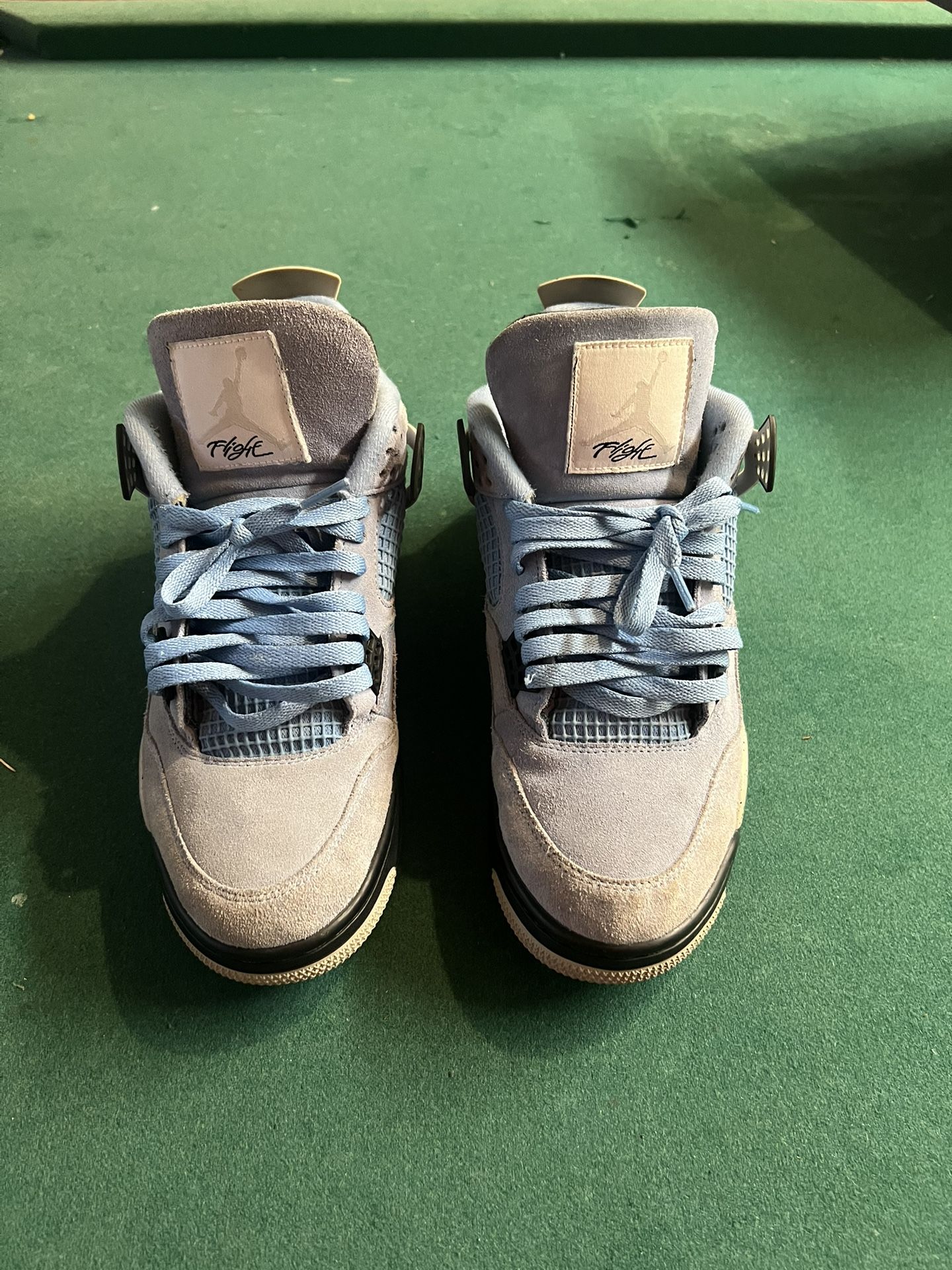Jordan 4 UNC