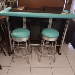 Bar Stool Set Up 